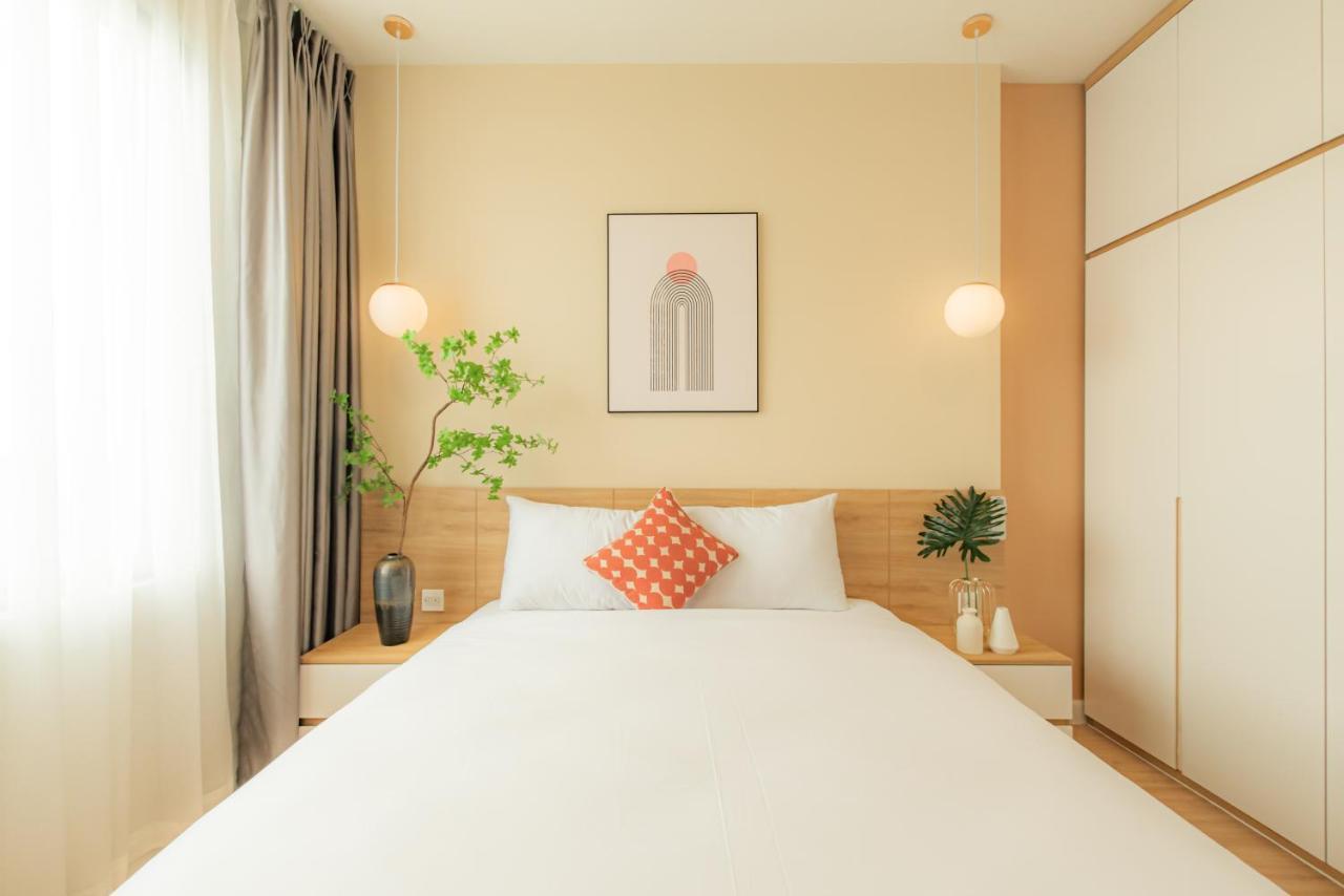 9trip In Soho - 3 Bedrooms In District 1, Next To Bui Vien Walking Street - Free Saigon Nightlife Walking Tour