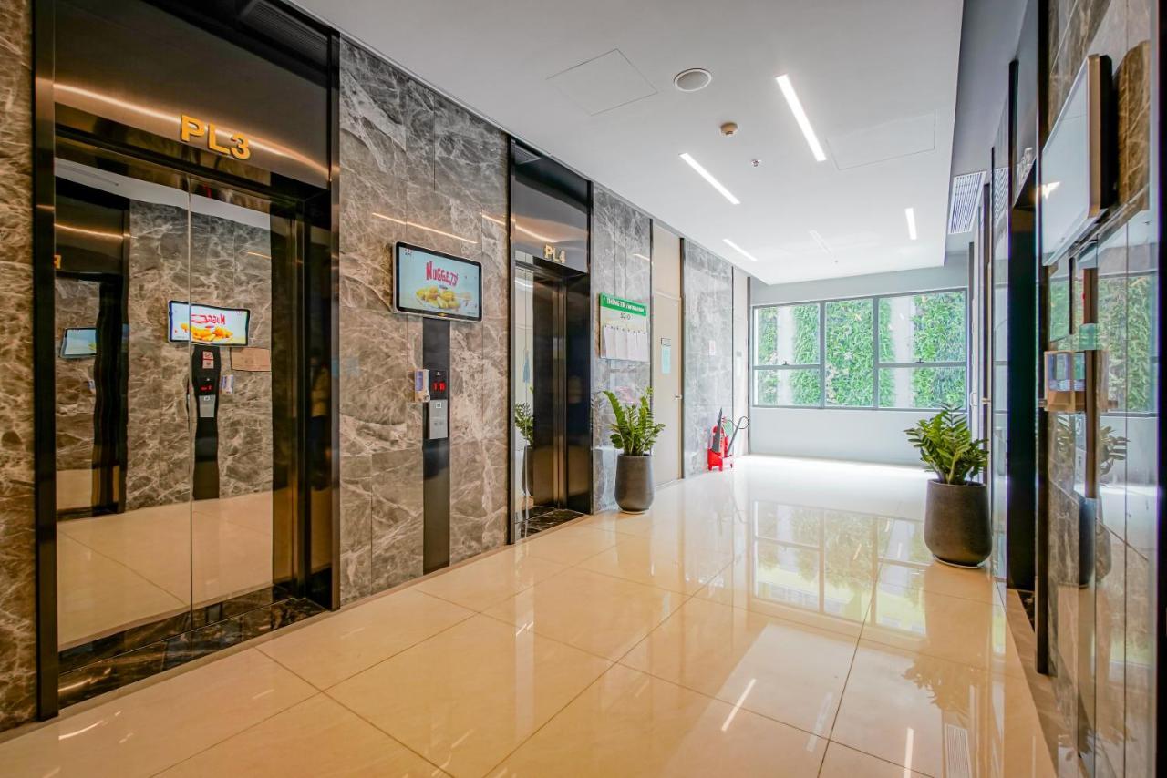 Apartment 9trip In Soho - 3 Bedrooms In District 1, Next To Bui Vien Walking Street - Free Saigon Nightlife Walking Tour Ho Chi Minh City